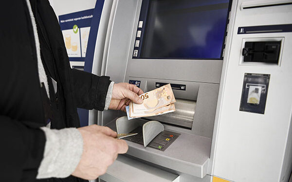 Suomalaisten käteisvarat